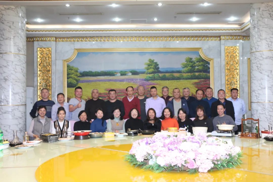凝心聚力，續(xù)寫華章——HXQC山東分公司2022年新年溝通會在皇家花園酒店隆重舉行